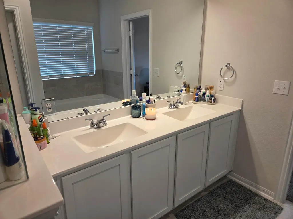 151 Arches Drive Kyle TX 78640