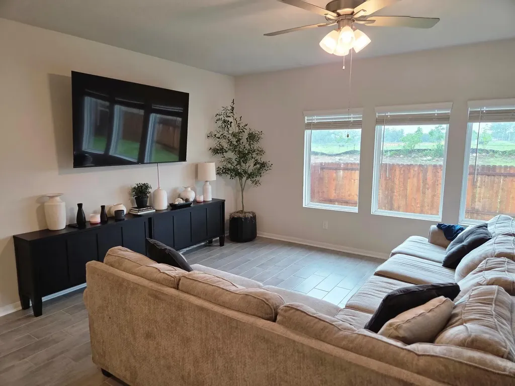 151 Arches Drive Kyle TX 78640