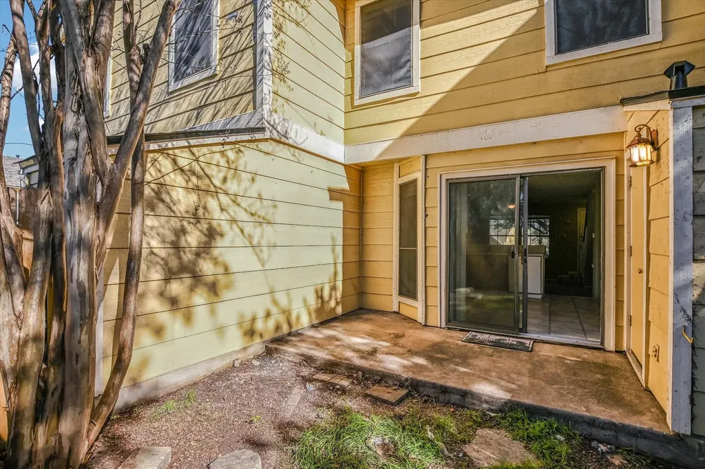 11901 Swearingen Drive Austin TX 78758