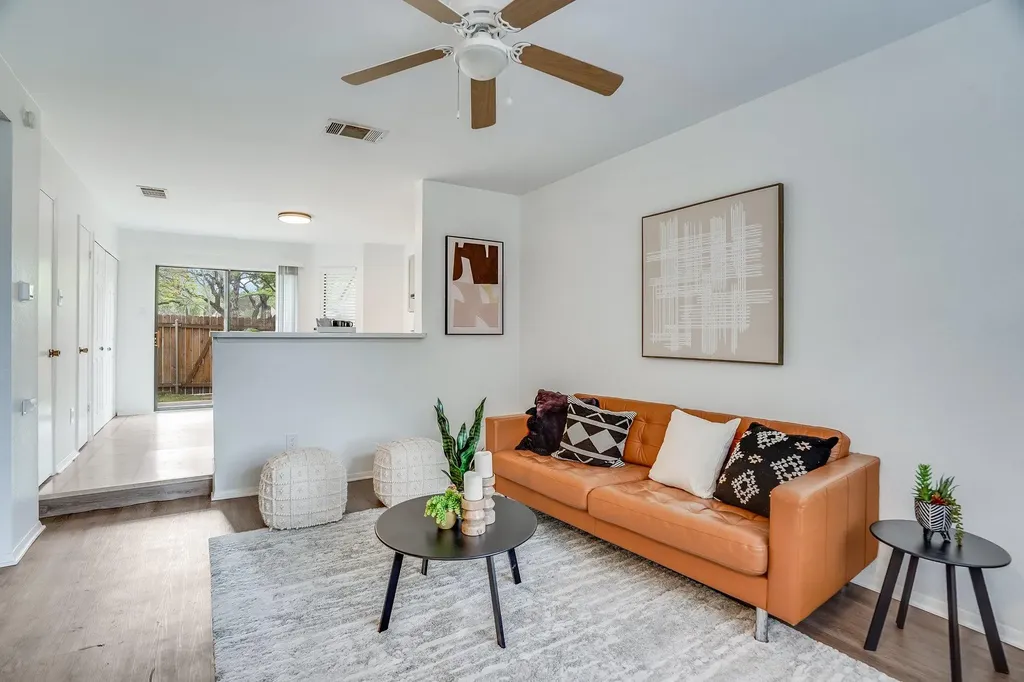 11901 Swearingen Drive Austin TX 78758