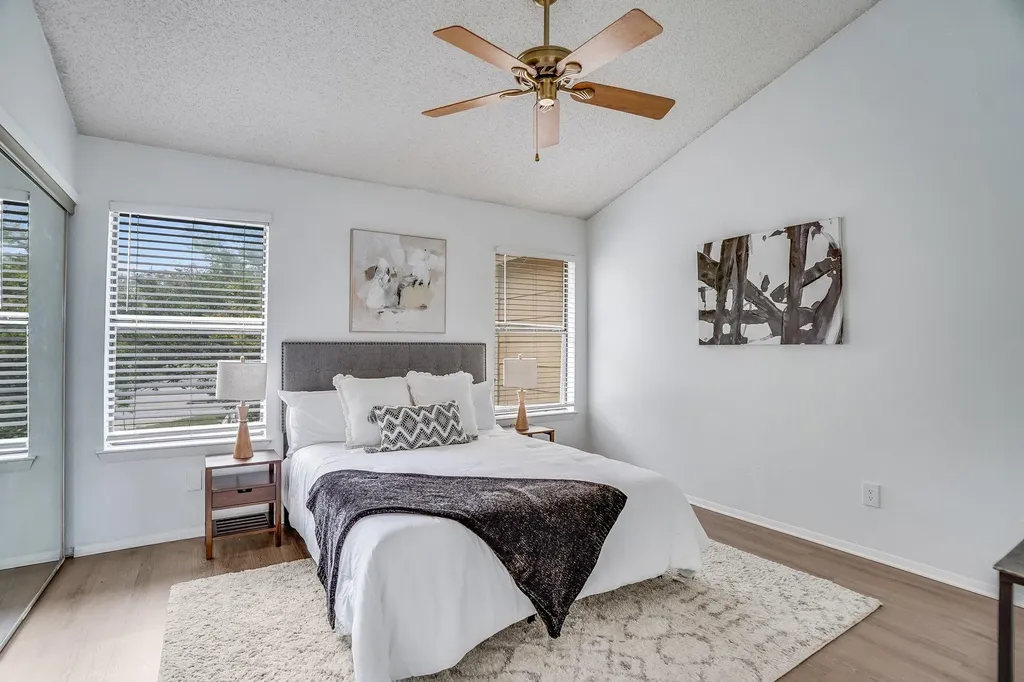 11901 Swearingen Drive Austin TX 78758