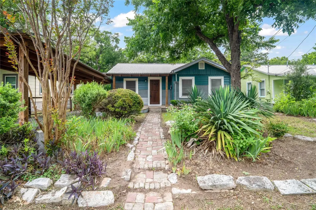 5213 Leralynn Street Austin TX 78751