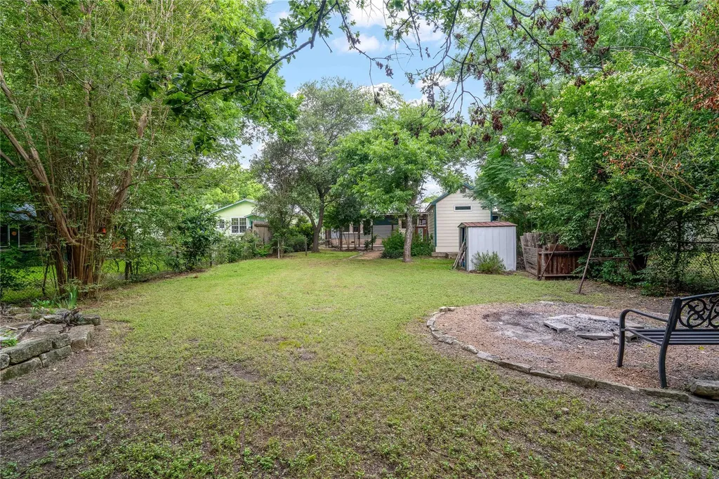 5213 Leralynn Street Austin TX 78751