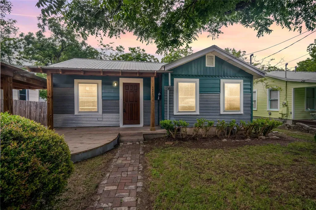 5213 Leralynn Street Austin TX 78751