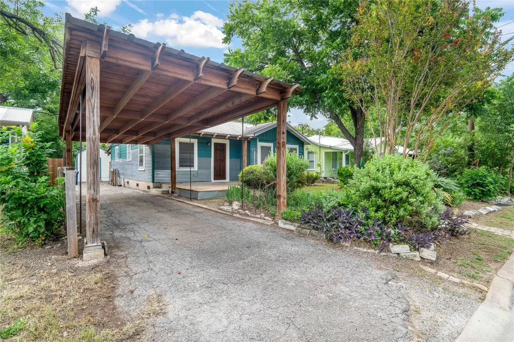 5213 Leralynn Street Austin TX 78751