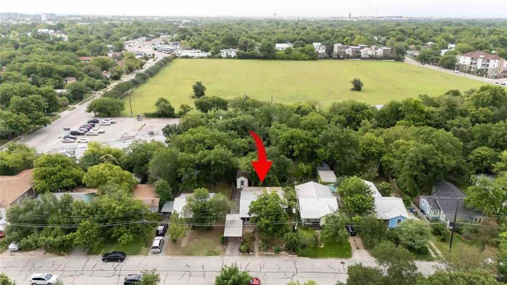 5213 Leralynn Street Austin TX 78751