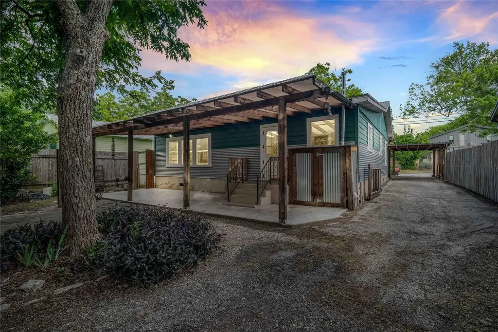 5213 Leralynn Street Austin TX 78751