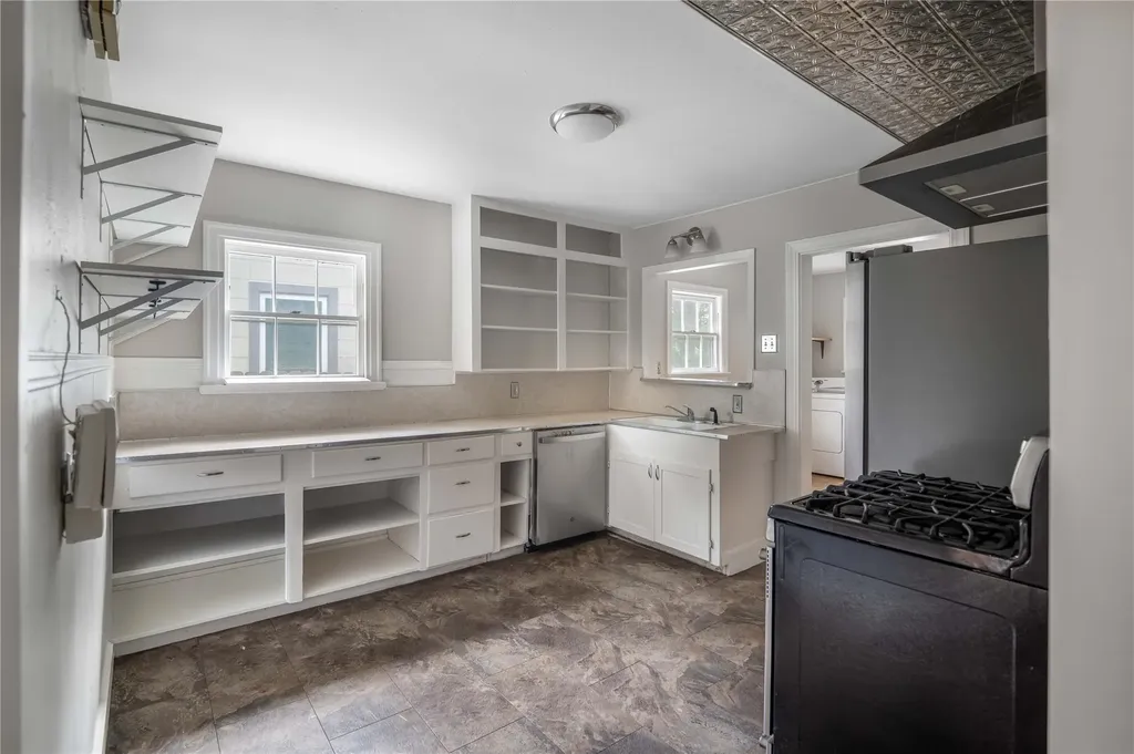 5213 Leralynn Street Austin TX 78751
