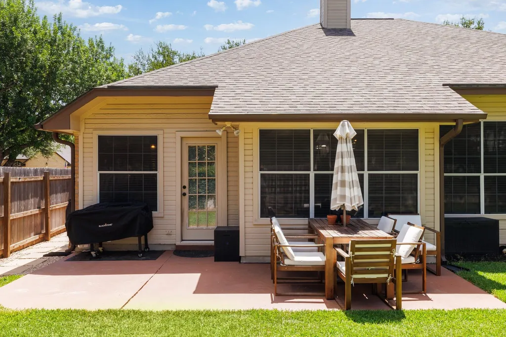 16106 W Dorman Drive Austin TX 78717
