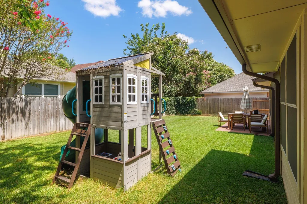 16106 W Dorman Drive Austin TX 78717