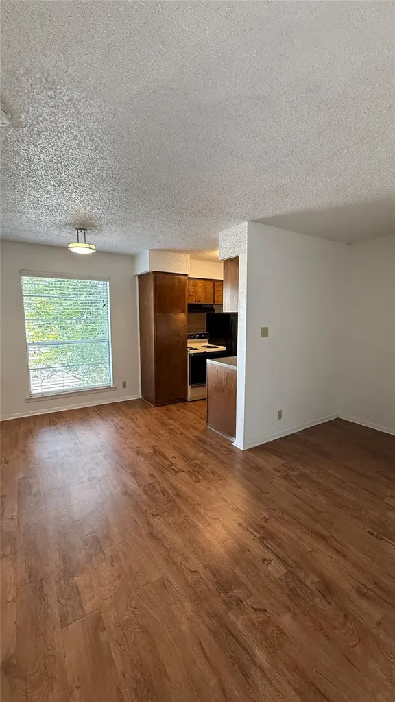 2803 Hemphill Park Austin TX 78705