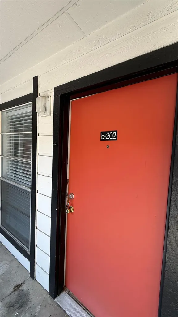 2803 Hemphill Park Austin TX 78705