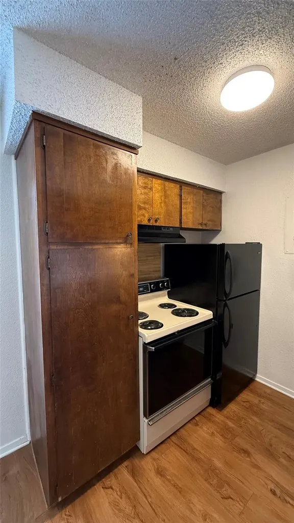 2803 Hemphill Park Austin TX 78705
