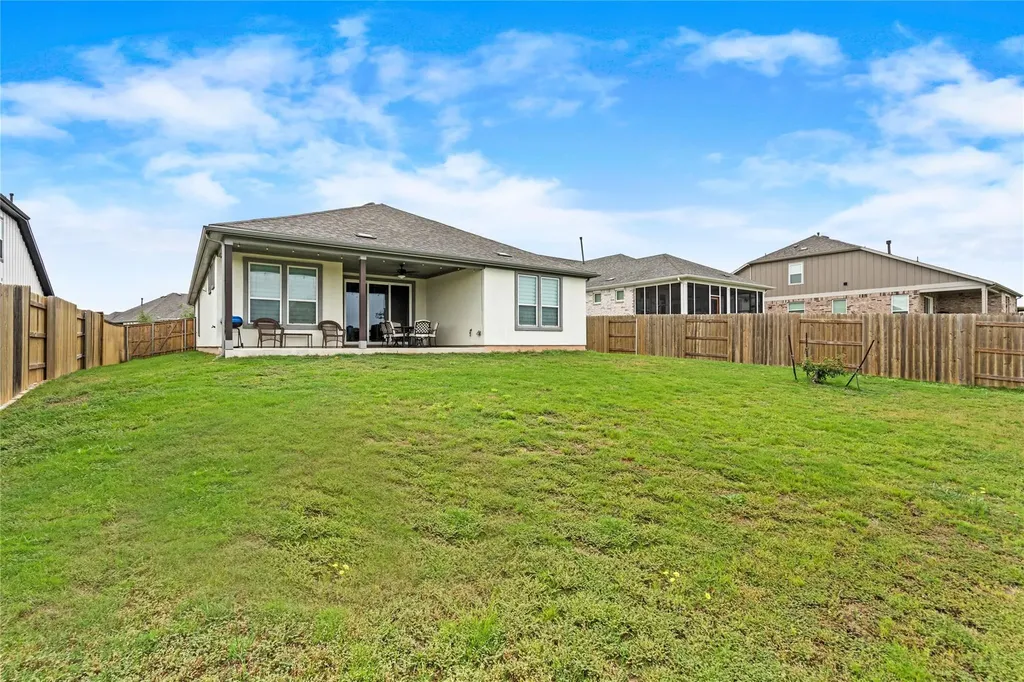 202 Muddy Creek Way Kyle TX 78640