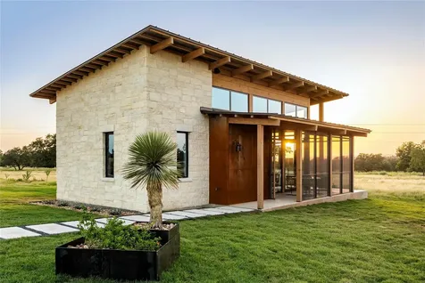 312 Hye Springs Road Hye TX 78635