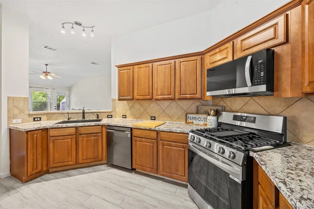 11204 Silo Valley Drive Austin TX 78754