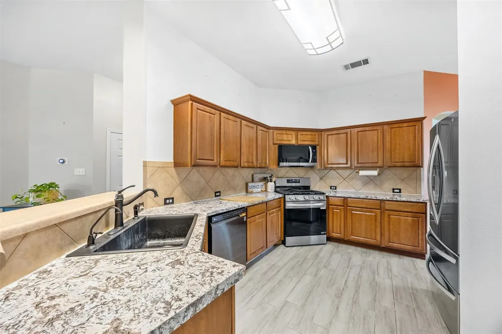 11204 Silo Valley Drive Austin TX 78754