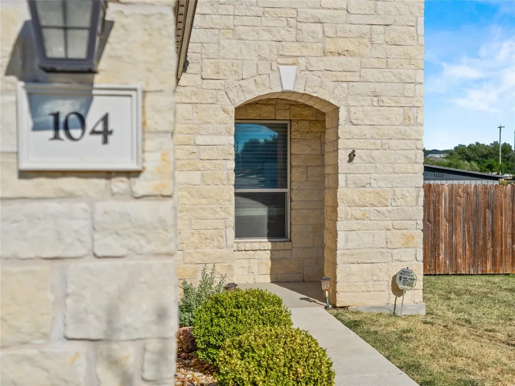 104 Rocroi Drive Georgetown TX 78626