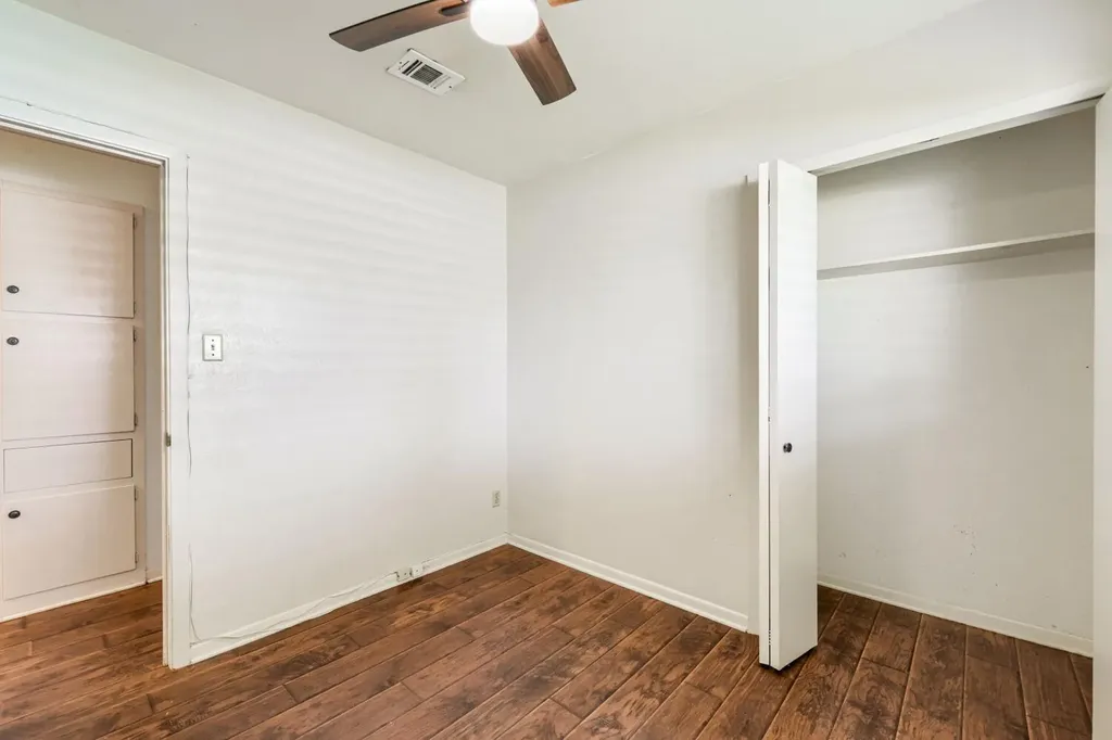5001 Creekline Drive Austin TX 78745