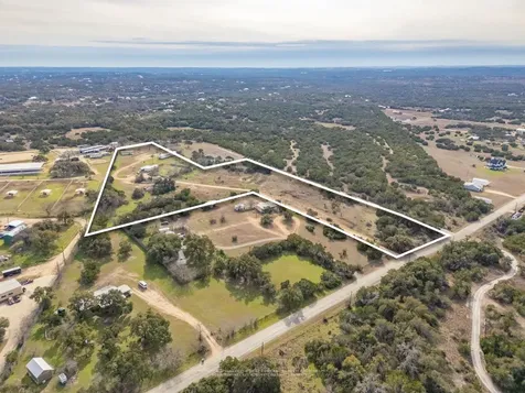 799 Bell Springs Road Dripping Springs TX 78620