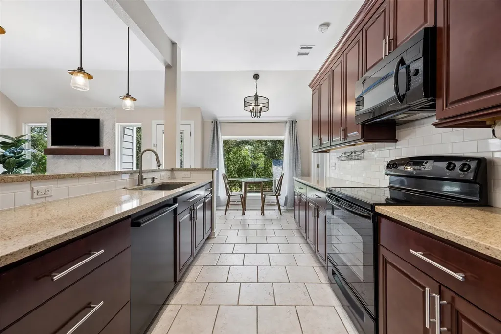 15103 Sun Bird Lane Austin TX 78734