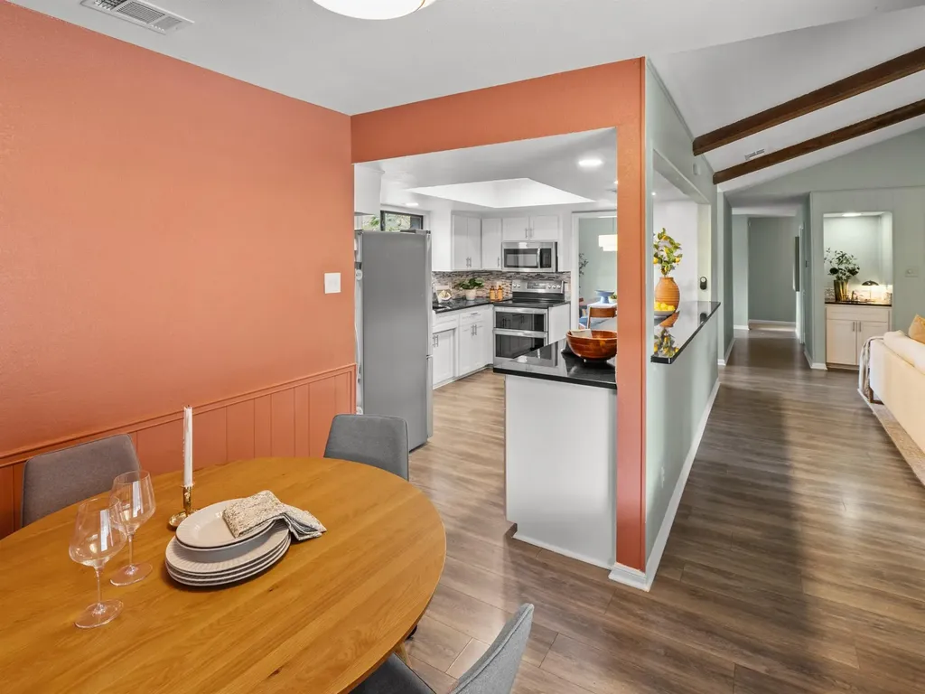 8809 Collingwood Drive Austin TX 78748