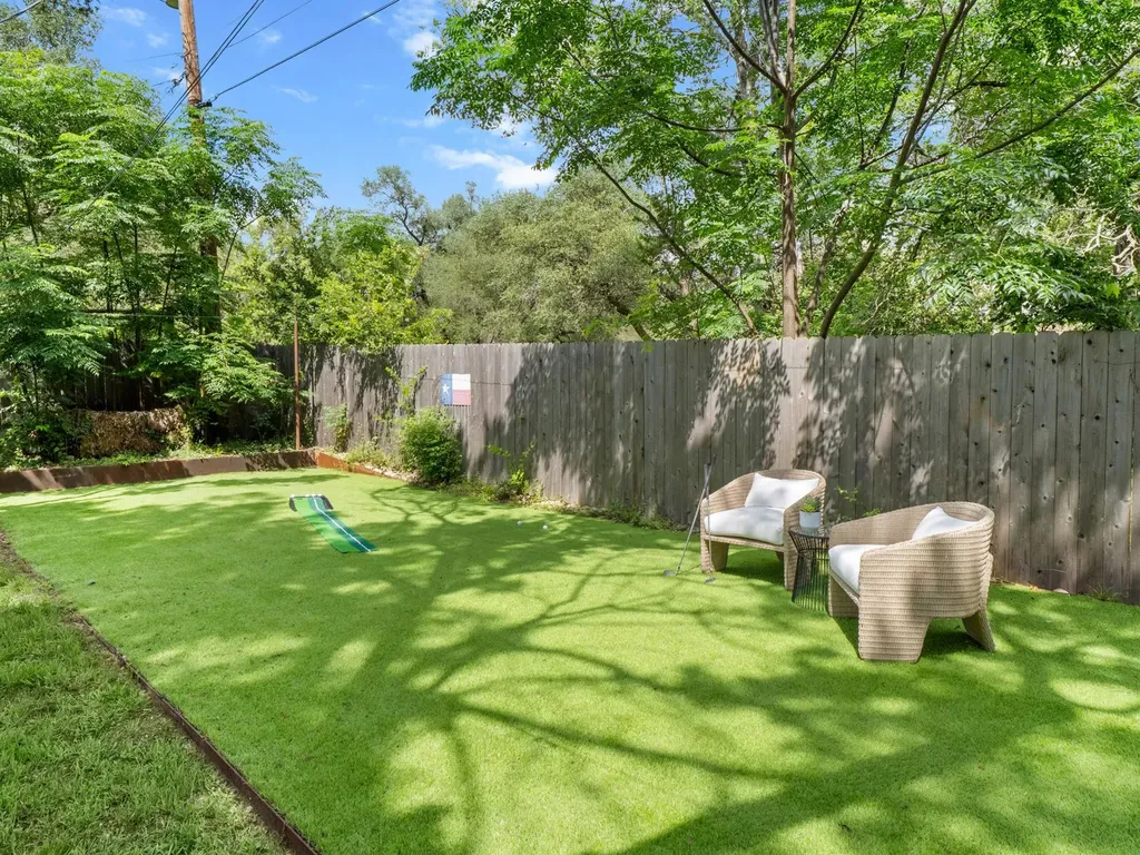8809 Collingwood Drive Austin TX 78748