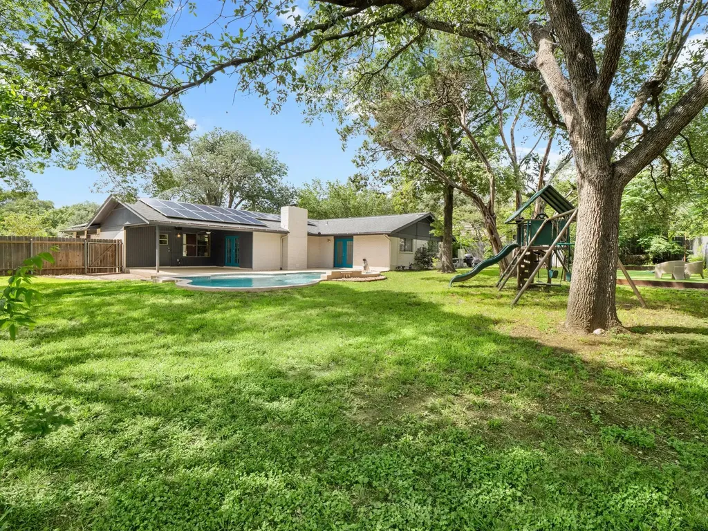 8809 Collingwood Drive Austin TX 78748