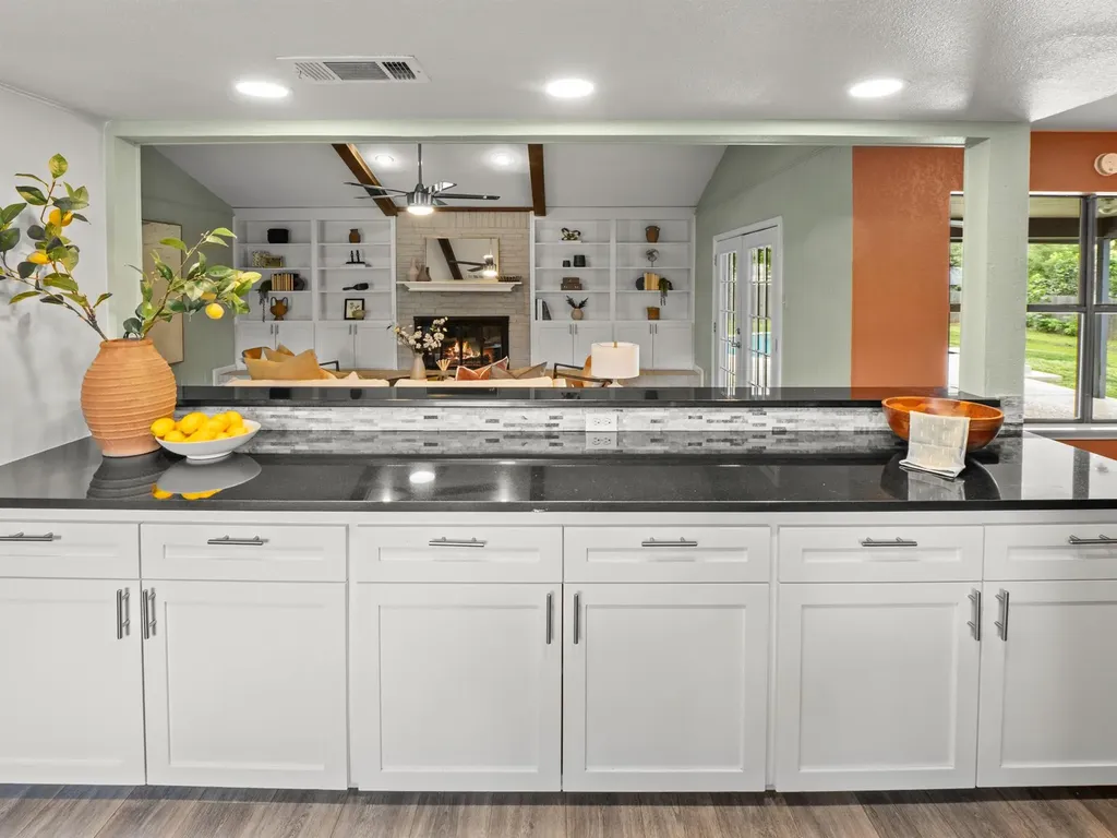 8809 Collingwood Drive Austin TX 78748