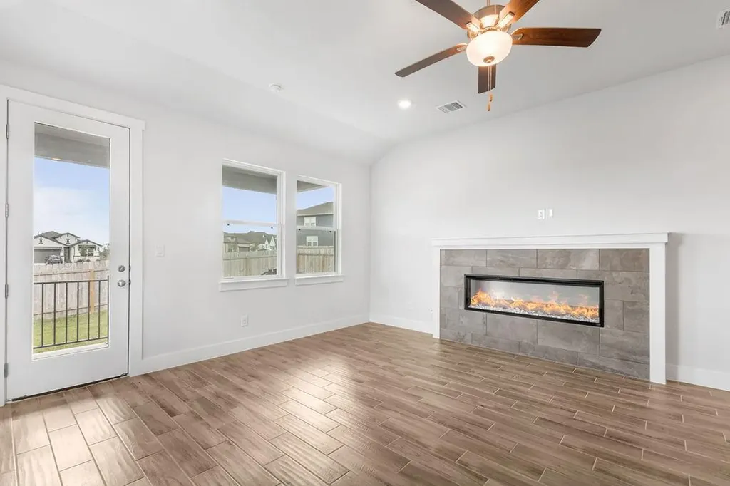 8521 Pine Muhly Drive Lago Vista TX 78645