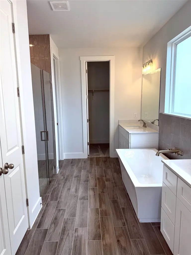 8521 Pine Muhly Drive Lago Vista TX 78645