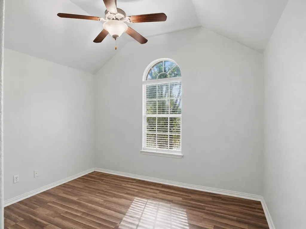 459 Sandstone Trail Buda TX 78610