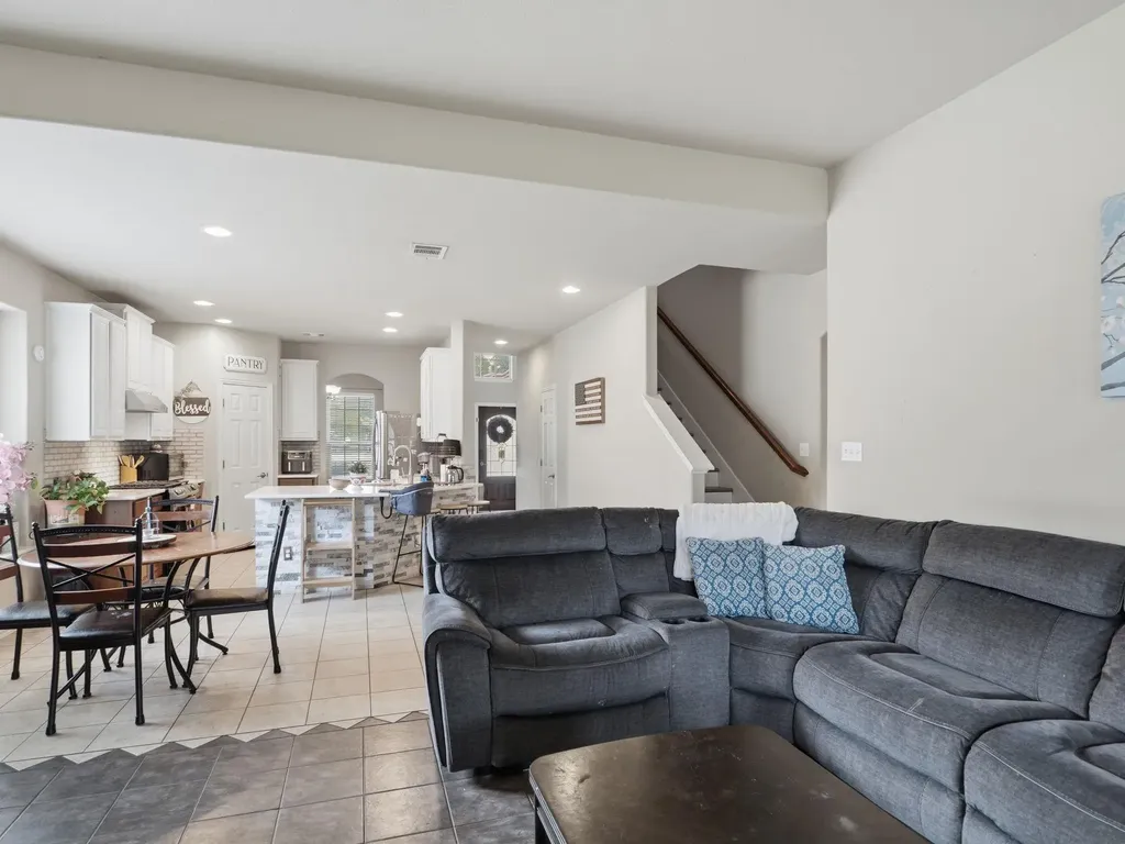 459 Sandstone Trail Buda TX 78610