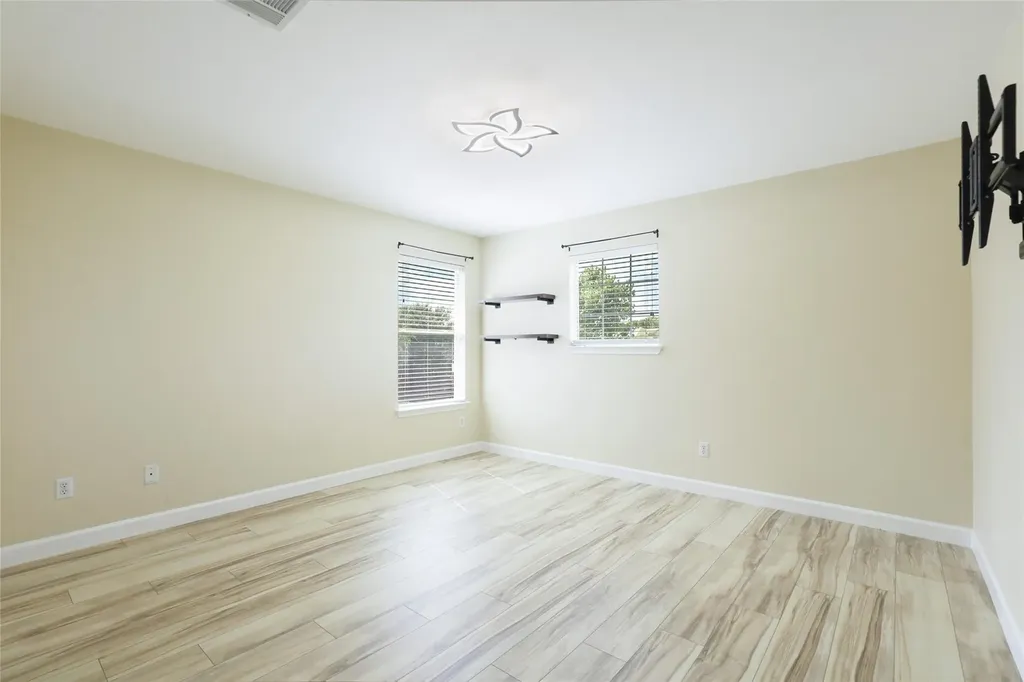 312 Washington Square Drive Leander TX 78641