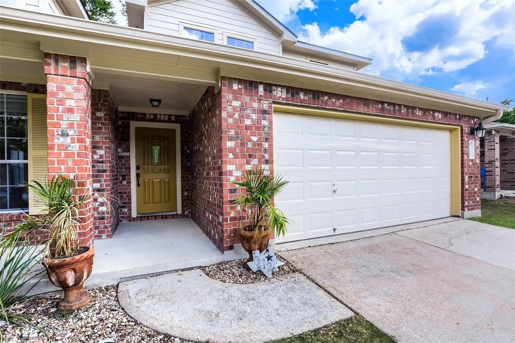 312 Washington Square Drive Leander TX 78641
