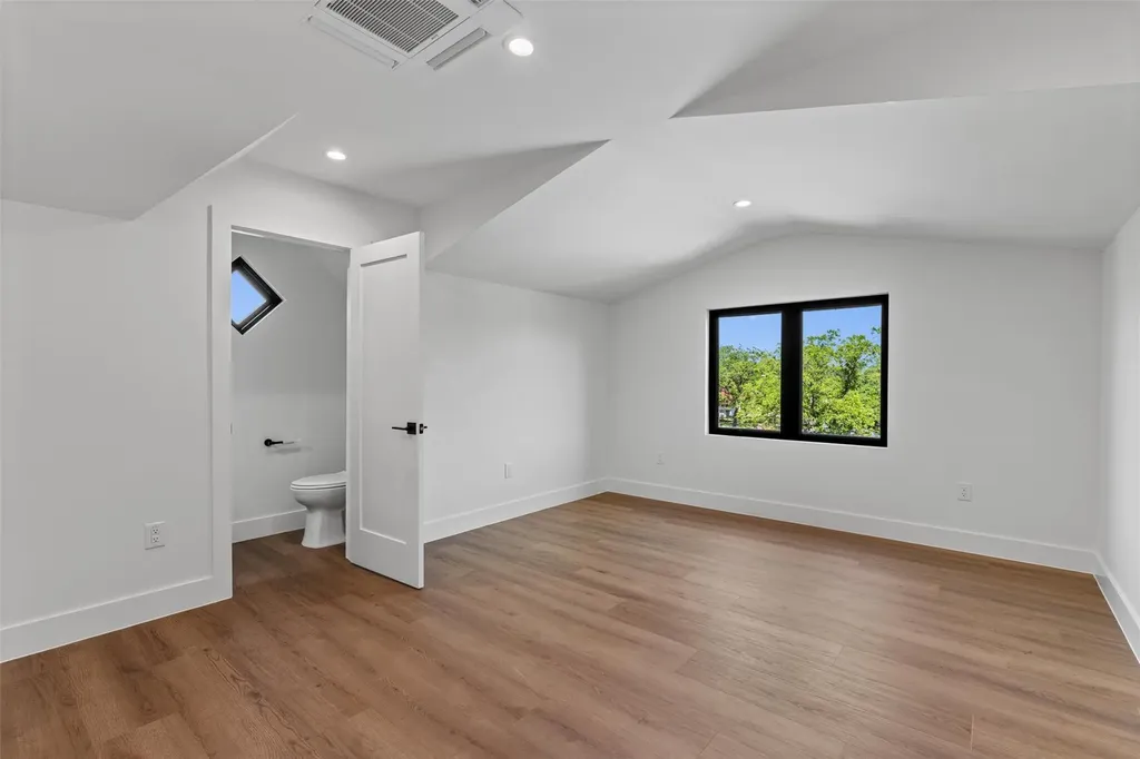 1402 Beckett Street Austin TX 78757