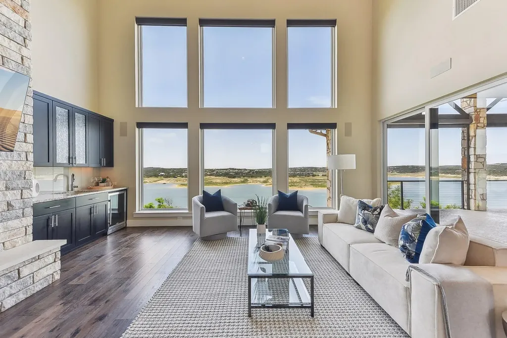 1612 Watercliffe Drive Lago Vista TX 78645