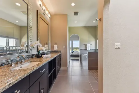 1612 Watercliffe Drive Lago Vista TX 78645