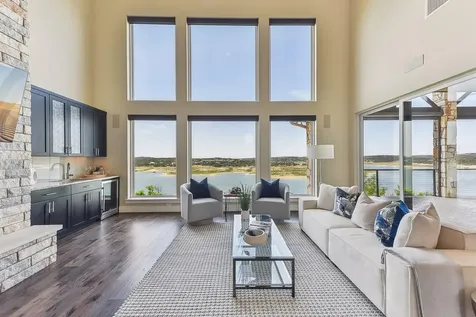 1612 Watercliffe Drive Lago Vista TX 78645