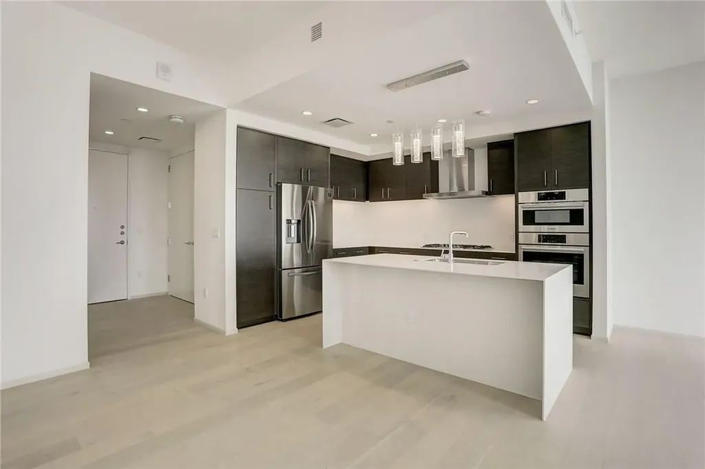 301 West Avenue Austin TX 78701