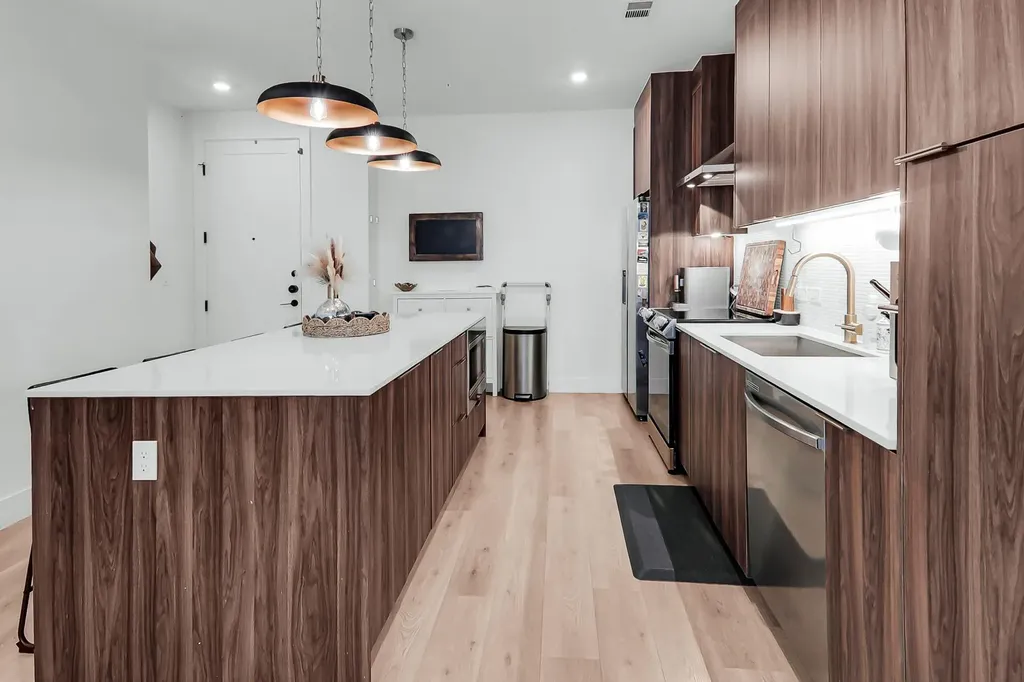 1701 Simond Avenue Austin TX 78723