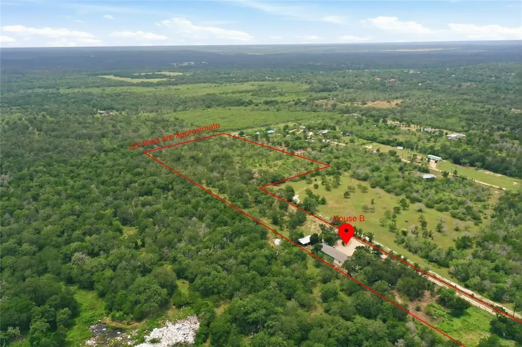 1221 Fm 812 Cedar Creek TX 78612
