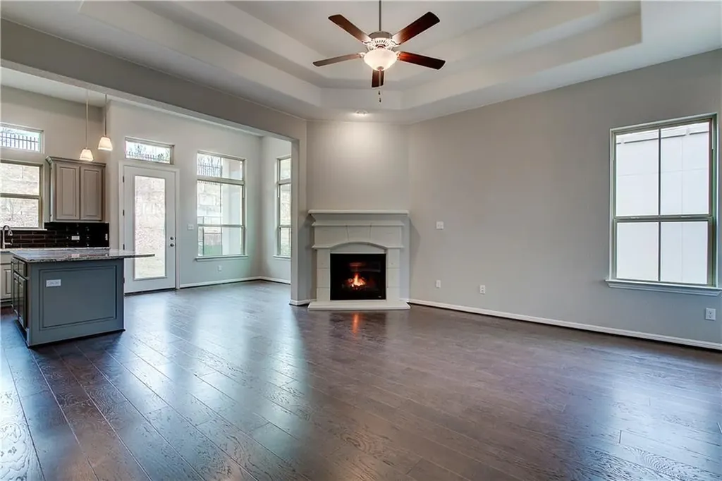 113 Cartwheel Bend Austin TX 78738