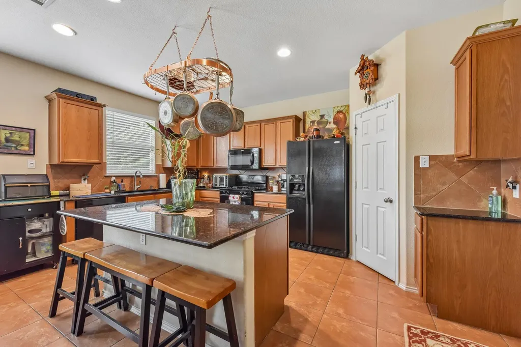 3817 Heron Roost Pass Pflugerville TX 78660
