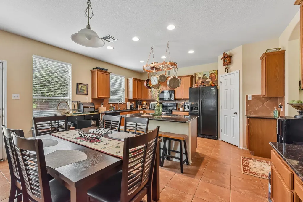 3817 Heron Roost Pass Pflugerville TX 78660