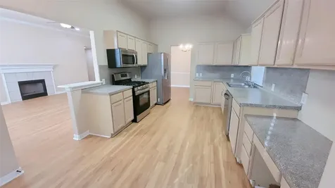 1248 Lacey Oak Loop Round Rock TX 78681