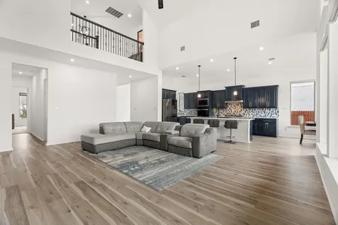 372 Hollister Drive Liberty Hill TX 78642