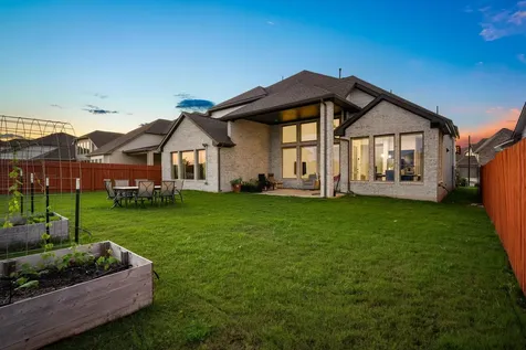 372 Hollister Drive Liberty Hill TX 78642