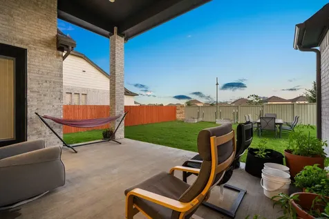 372 Hollister Drive Liberty Hill TX 78642