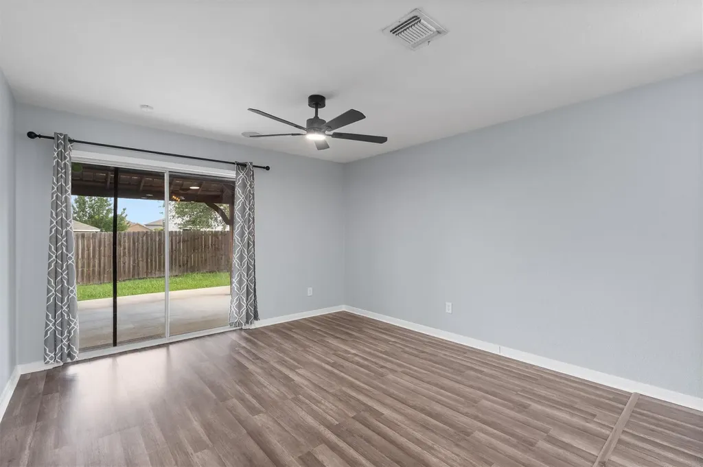 5036 Lexington Meadow Lane Del Valle TX 78617